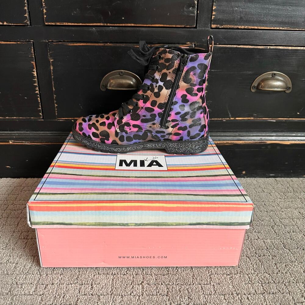 MIA Girls 3M Guiletta Combat Boots Multi Leopard New - Picture 2 of 7